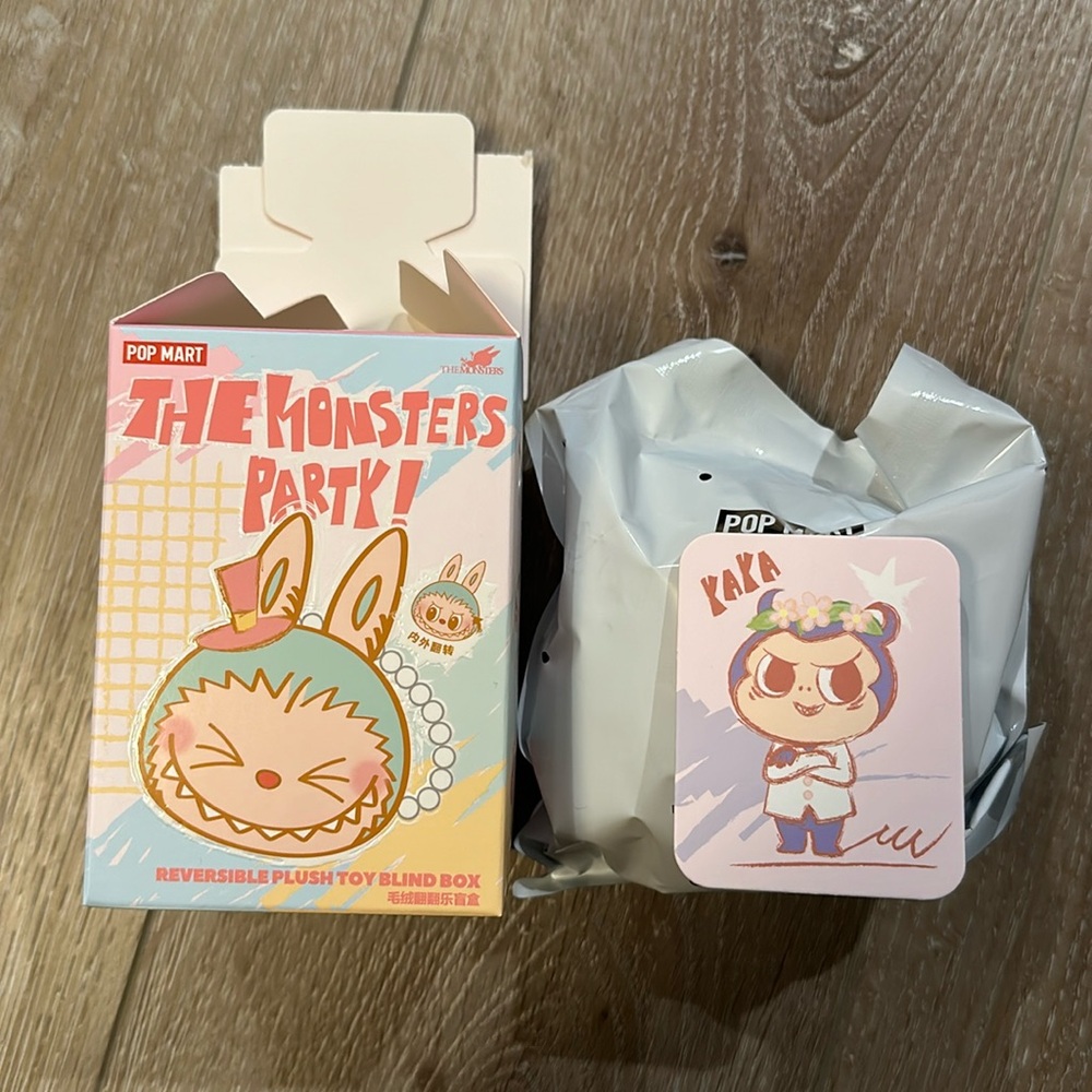 The Monster Party Reversible Plush Keychain - Yaya